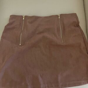 Lulu's Tan Suede Mini Skirt with Zipper Accents